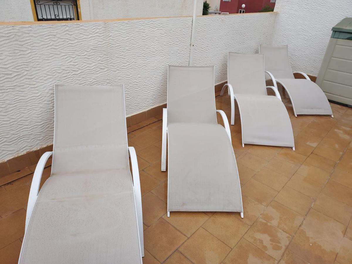 Orihuela - Sleeps 6 - Pool - Parking - Petfriendly Villa Екстериор снимка